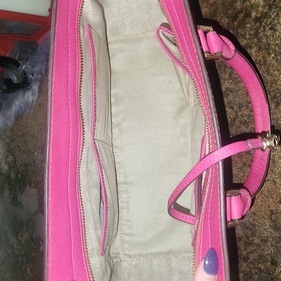 💥2/$125💥 Michael Kors Selma Saffiano Bag - Picture 15 of 17